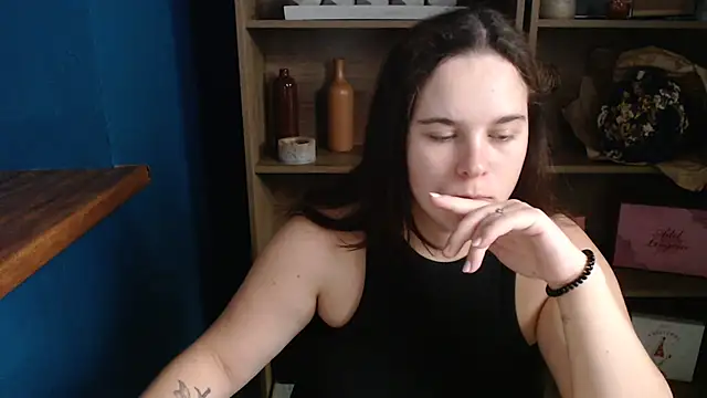 mini girly online show from September 30, 10:10 am