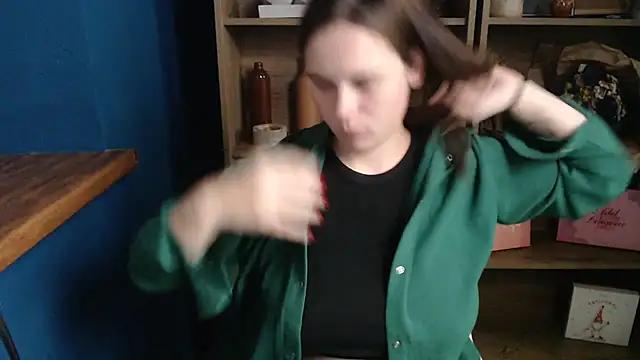 mini girly online show from September 29, 9:47 am