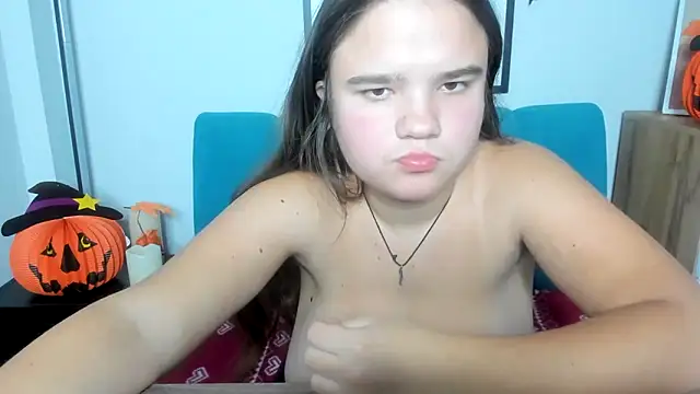 AdeleCruz online show from October 28, 8:31 am