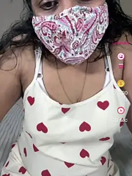ArathyNambyarMallu online show from June 2, 10:55 pm