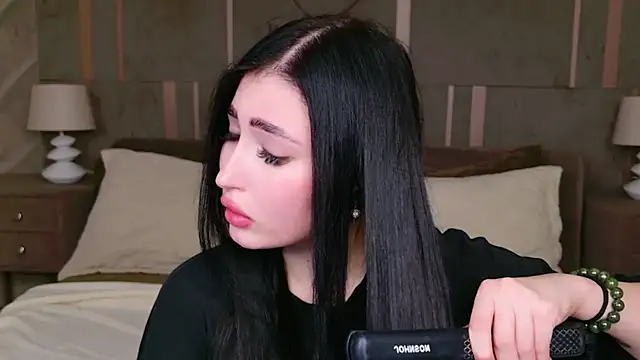 EmmaLawrens online show from September 14, 9:23 pm