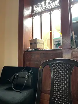 Aleska Miami online show from April 14, 2:39 pm