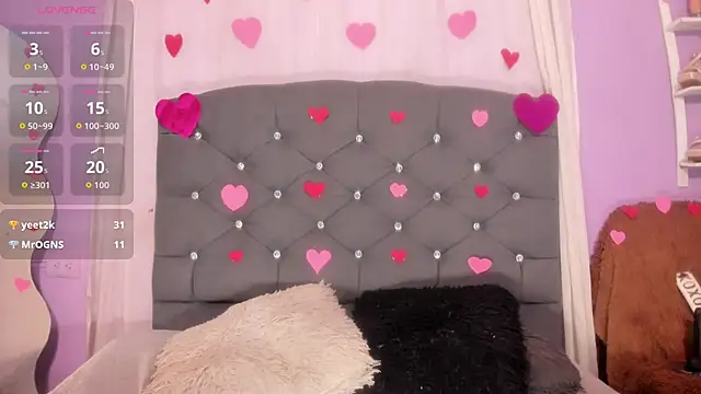 naomii 0 online show from February 13, 2:51 pm