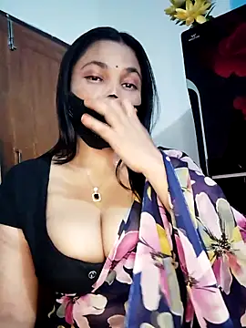 Tina-Sen online show from April 5, 7:35 pm