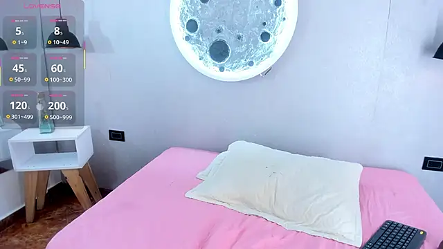 Sara conde online show from October 14, 12:08 pm