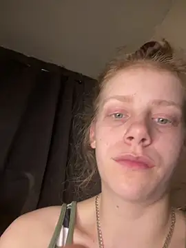 VioletxBlue online show from April 13, 10:10 pm