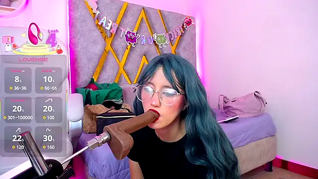 SussanHottye1  online show from December 5, 10:38 am