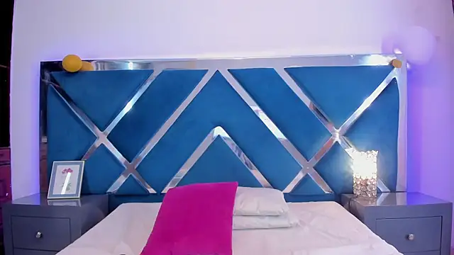 LucineArias online show from December 22, 9:07 pm