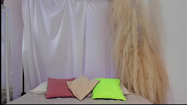 LucineArias online show from March 20, 8:58 pm