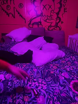 sammiebaby online show from August 7, 6:26 pm