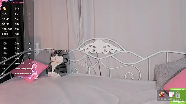 Amelia skyy online show from March 24, 2:39 am