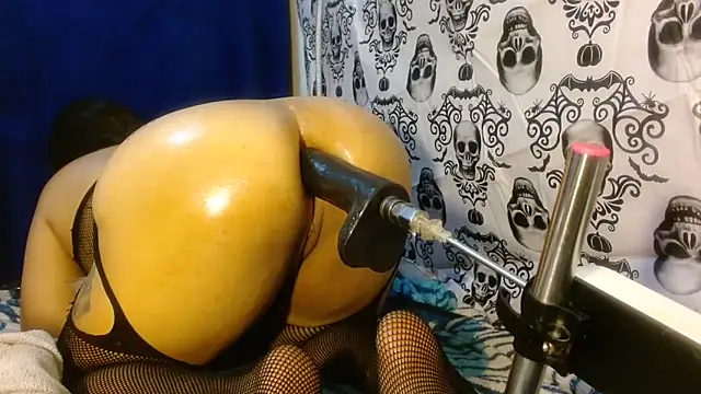 Snapshot of kattislut77 chatting on October 4, 7:29 pm kattislut77 online show from October 4, 7:29 pm