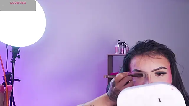 CleeoAdams  online show from February 26, 4:55 am