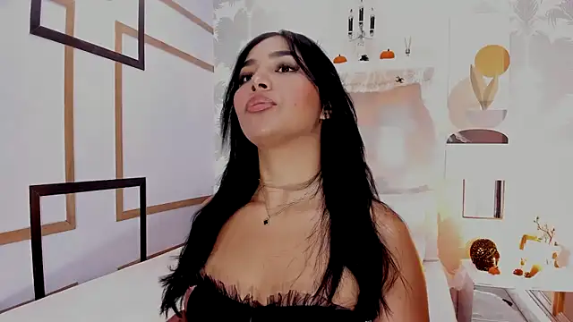 CharlotteGraay online show from October 28, 8:03 pm