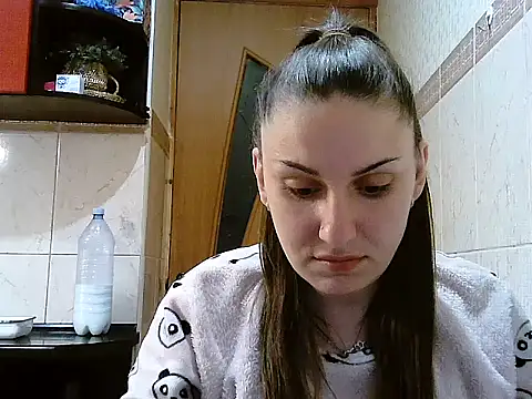 Yuliia30 online show from April 15, 7:14 pm