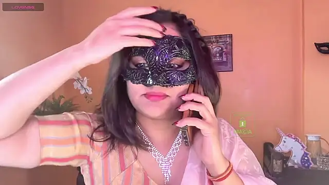 Snapshot of Ayeshaa__25 chatting on September 10, 12:27 pm Ayeshaa  25 online show from September 10, 12:27 pm