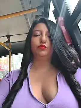 Melany daring online show from April 6, 7:15 pm