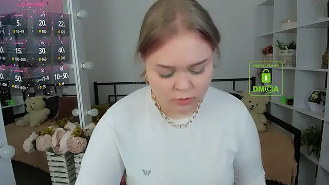 Erica  Alta online show from November 23, 7:21 am