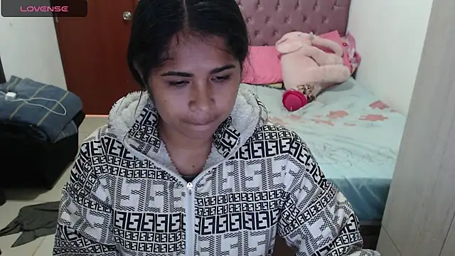 july-feria online show from October 15, 7:05 pm