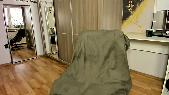 CzaR Zmyslowosc online show from March 27, 4:51 pm