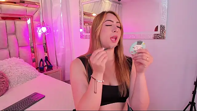 Katalina Evans online show from December 1, 11:03 am