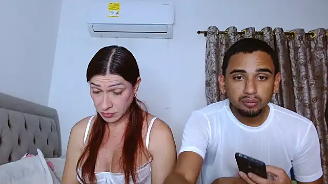 sweethoneytsx online show from December 3, 10:34 pm