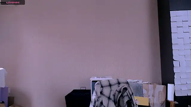  Roselina  online show from December 4, 7:32 am