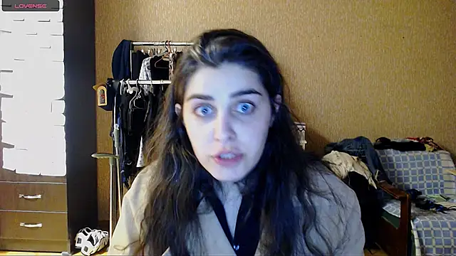  Roselina  online show from April 8, 3:47 pm