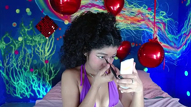 lucie petite online show from September 20, 6:50 pm