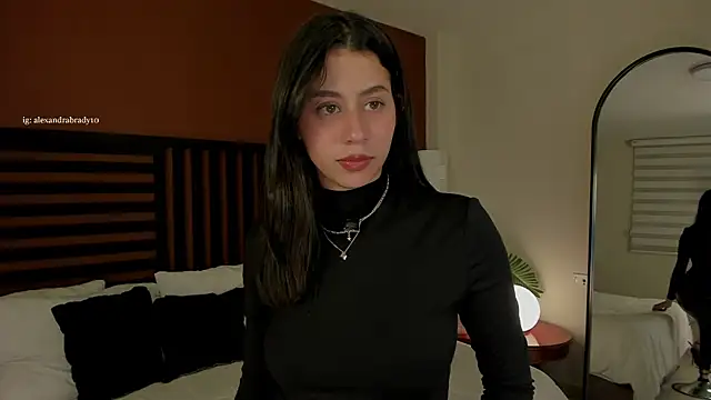 hannah brady online show from April 23, 10:34 pm