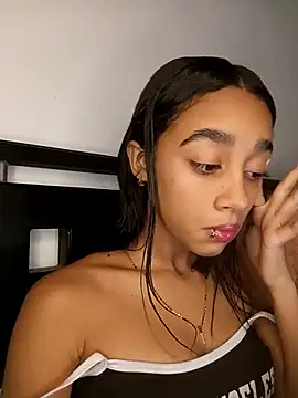 Zoe Sweett18 online show from March 12, 6:43 pm