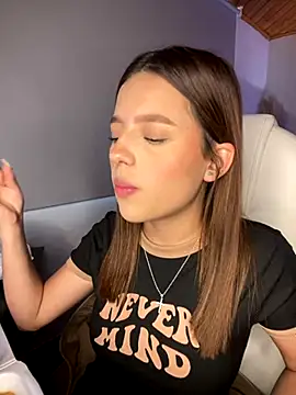 Sofia18 pinkk online show from October 22, 8:03 pm