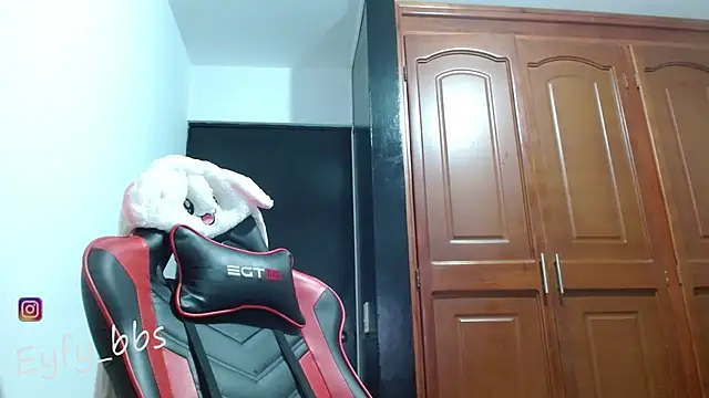 Eyfy bbs online show from December 19, 10:13 pm