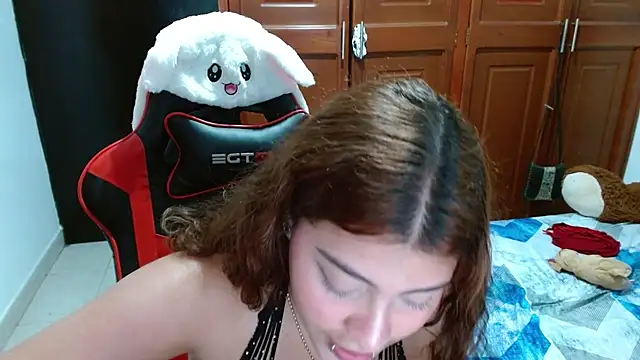 Snapshot of Eyfy_bbs chatting on October 23, 9:32 pm Eyfy bbs online show from October 23, 9:32 pm