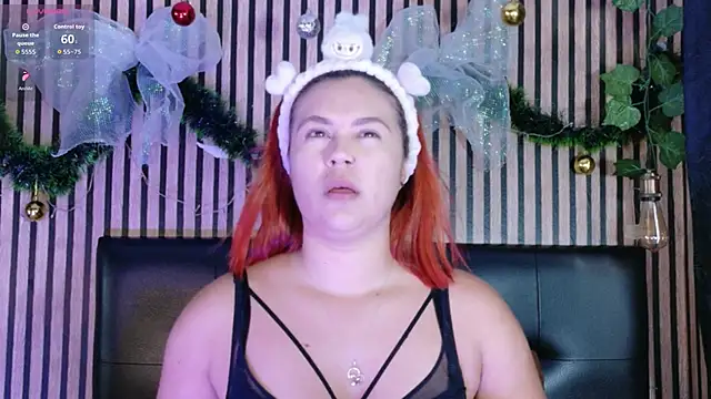 Sophie new25 online show from December 17, 12:53 pm