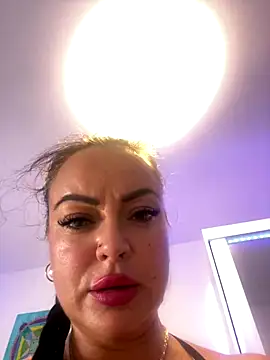 HotLivv69 online show from September 28, 8:47 pm