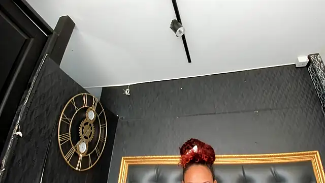 DalayMoore online show from September 23, 7:45 pm