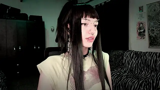 roxy toxic online show from February 26, 1:15 am