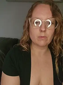 TattedMamaXOXO online show from December 17, 5:39 pm