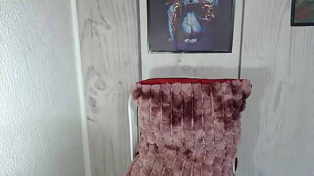 JULIANAWET69 online show from December 22, 1:20 am