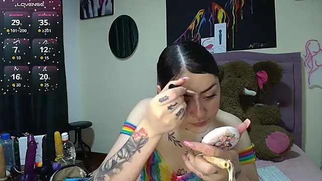 Emmie Hot online show from December 3, 12:29 pm