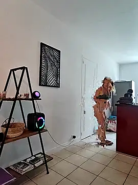 SweetyNinaOff1 online show from September 22, 1:09 pm