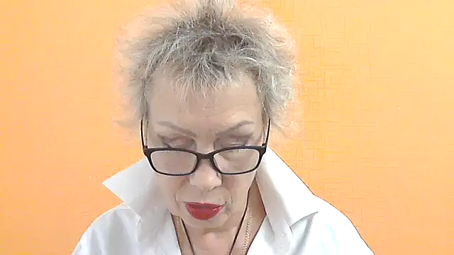 NessyJenixs online show from October 10, 1:38 pm