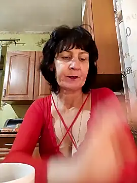 Laura Kiss online show from December 15, 5:07 pm