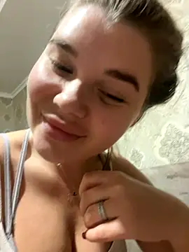 ella zzz online show from November 15, 9:49 pm