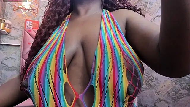 nefertiti ebony online show from March 3, 1:44 am