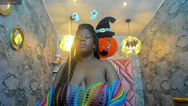 nefertiti ebony online show from October 30, 4:48 am