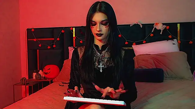 BeverlyMost online show from October 29, 6:21 pm