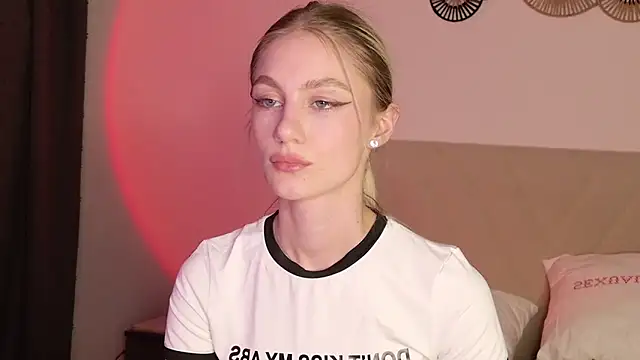 GabriellaOlsen online show from March 23, 8:04 pm