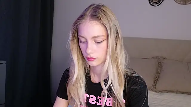 GabriellaOlsen online show from June 16, 5:03 pm